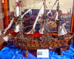 You can also see a model of the Majapahit ship belonging to ancient Java. It is based on the Borobudur ship which was shown in a bas-relief found in a